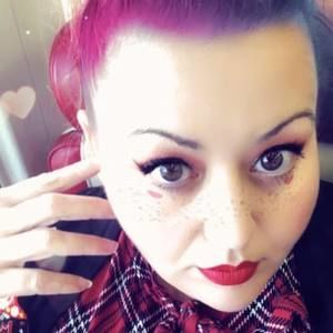 Meet your Posher, Christine